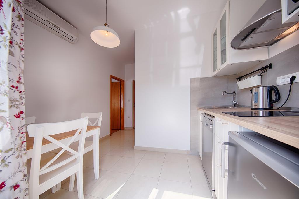 Apartments Zambarlin Komiza Ngoại thất bức ảnh