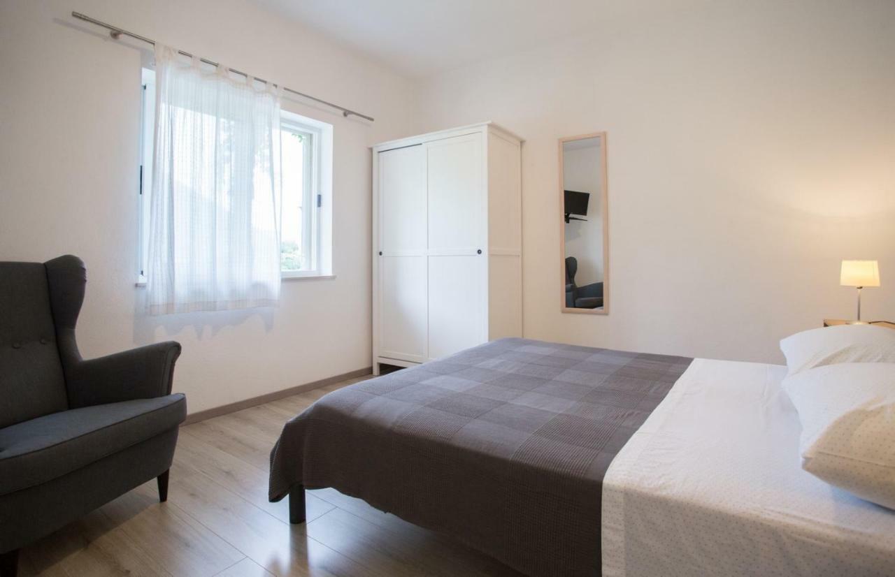 Apartments Zambarlin Komiza Ngoại thất bức ảnh