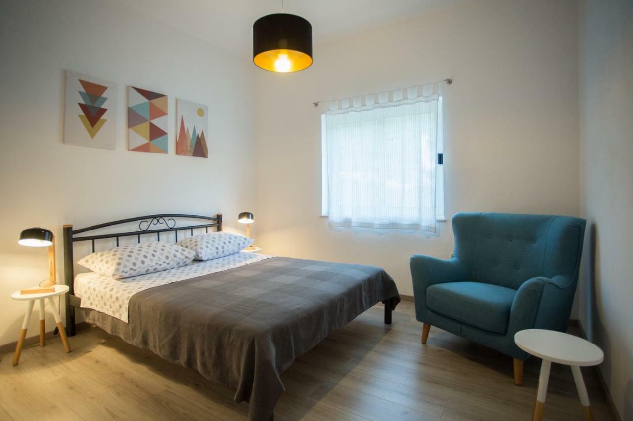 Apartments Zambarlin Komiza Ngoại thất bức ảnh