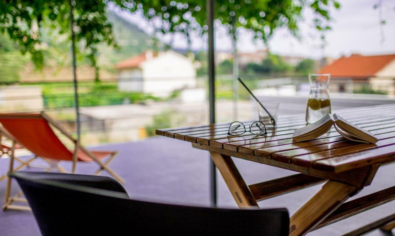 Apartments Zambarlin Komiza Ngoại thất bức ảnh